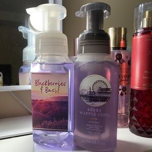 🍇 BBW foaming soap!!